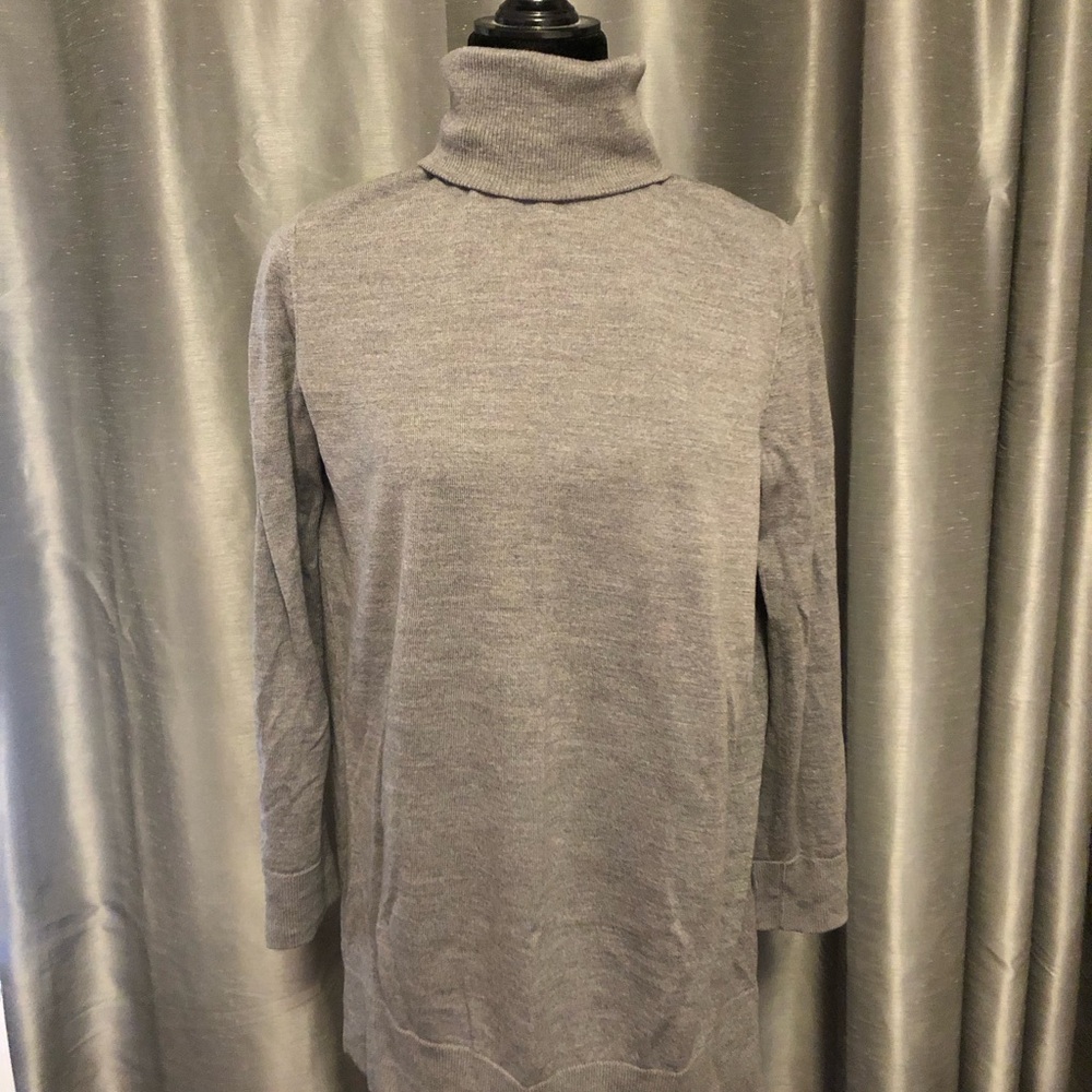 Lafayette 148 New York Heather Gray Turtleneck Sweater